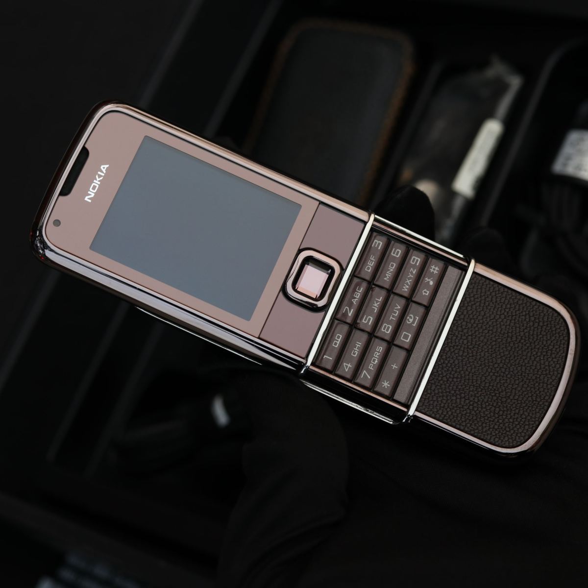 Nokia-8800-Arter-Sapphire-Brown