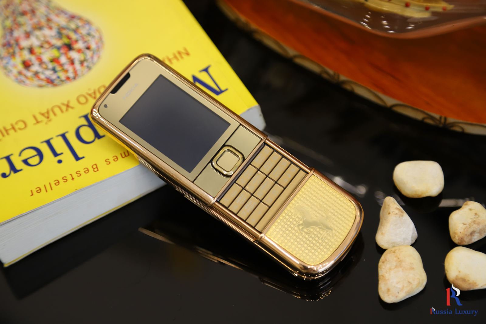 Nokia 8800 Rose Gold khảm Ngựa 6